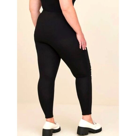 TORRID Black Sz 12 Stretchy High Waisted Slashed Knee Checked Underlay Leggings - Picture 3 of 6